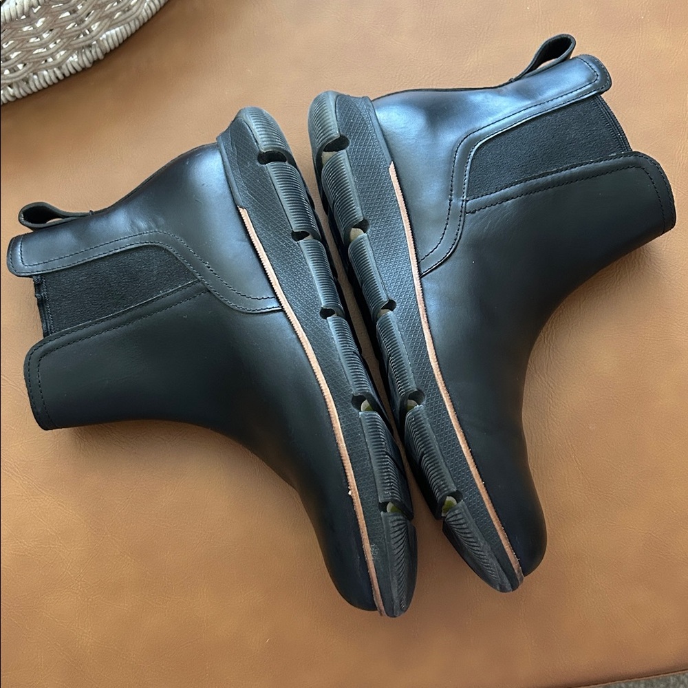 Cole Haan ZeroGrand Black Leather Chelsea Boots Size 5.5 - Picture 7 of 12